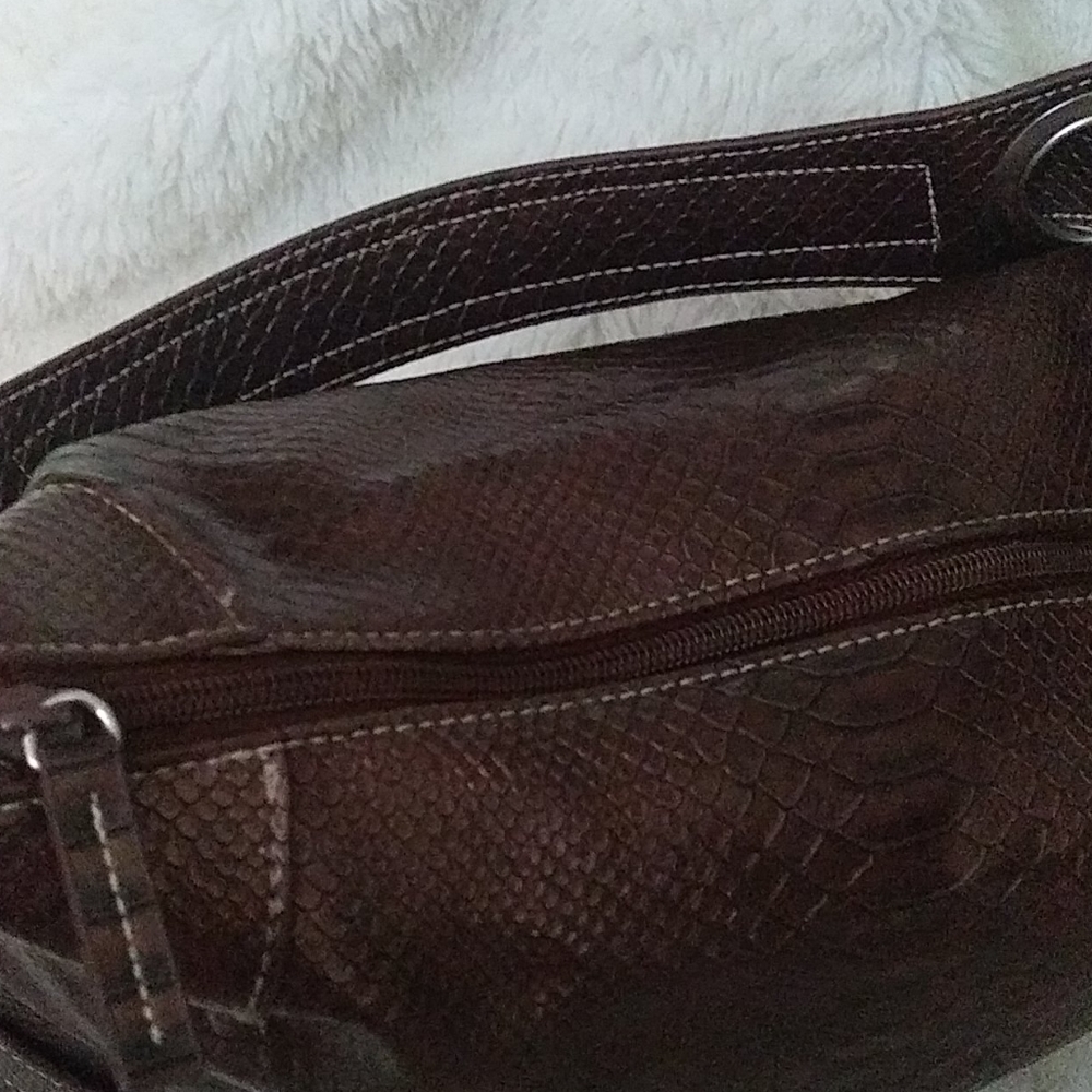 Bronze Snakeskin Purse - Picture 6 of 10